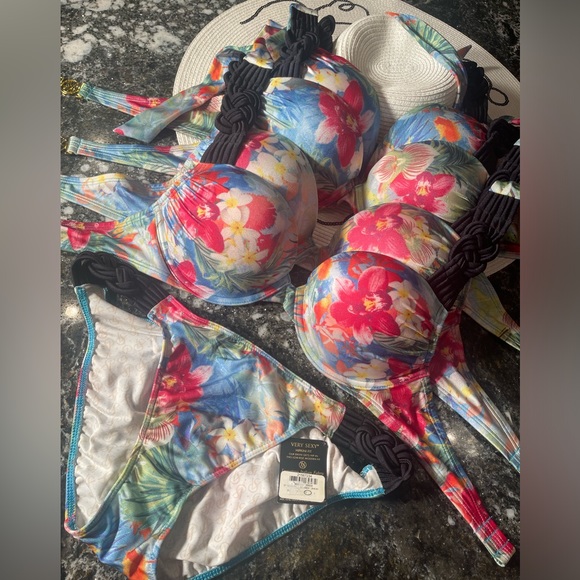 Largest collection of VS bikini bombshells in various sizes see description - Picture 10 of 16